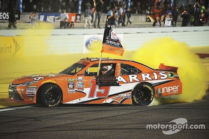 Xfinity-Champion 2016: Daniel Suarez, Joe Gibbs Racing, Toyota