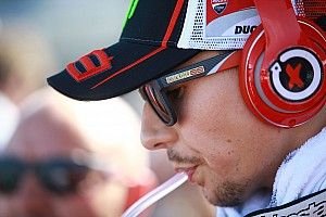 Lorenzo: “Te vroeg voor teamorders om Dovizioso te helpen”