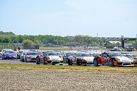 Rentrée des classes à Magny-Cours pour le GT FFSA