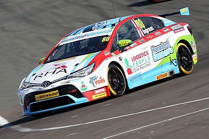 Donington BTCC: Ingram becomes first 2017 double winner