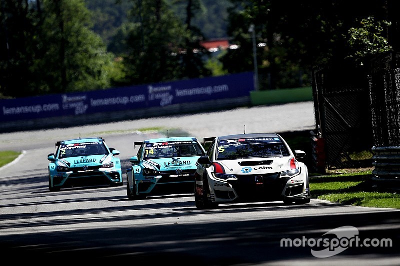 Colciago and Tassi make it a 1-2 finish for Honda in Race 1 at Monza