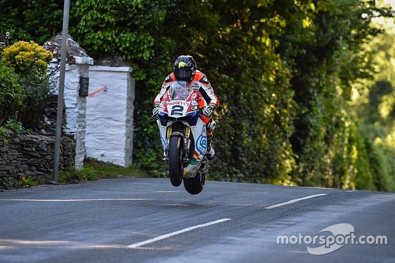 Bruce Anstey in ospedale, il tumore è tornato