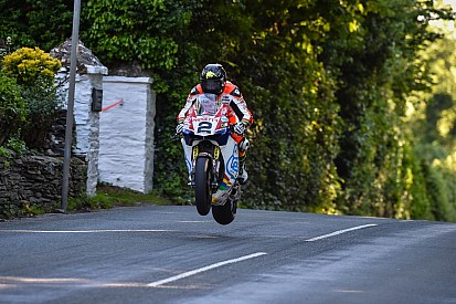 Bruce Anstey in ospedale, il tumore è tornato