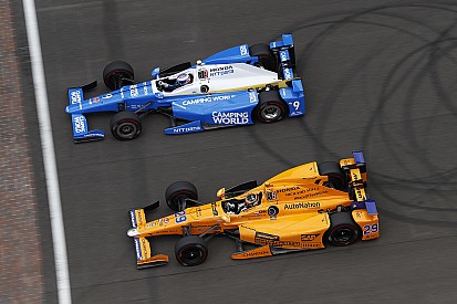 "Hülyén néztünk volna ki, ha Alonso jön, és egyből megnyeri az Indy 500-at"