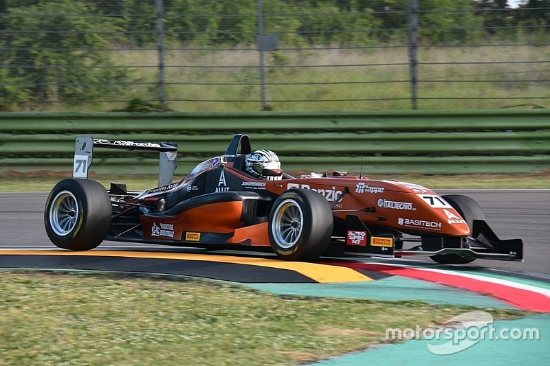 F2 Italian Trophy: prima pole stagionale per Riccardo Ponzio ad Imola
