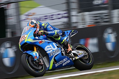 Rins "sorry" for holding up Petrucci in Rossi battle
