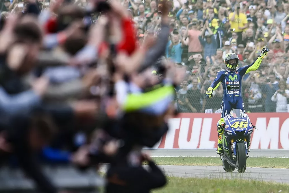 Ganador de la carrera Valentino Rossi, Yamaha Factory Racing