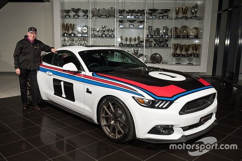 Tickford Mustang GT with Allan Moffat