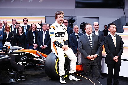 Alonso ne réfléchira pas à son avenir avant l'été