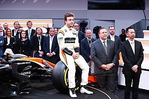 Alonso ne réfléchira pas à son avenir avant l'été