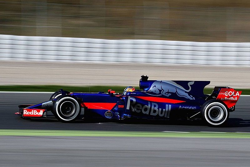 Sainz szerint várható volt, hogy a Renault-val gondok lesznek
