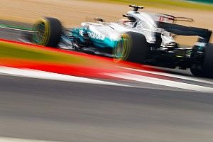 Mercedes, "daha güvenli" vites kutusuna geçti