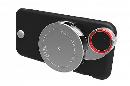 Accessories for motorsport fans, reliant on their smartphones