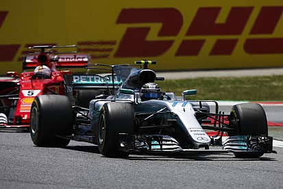 Wolff: "Bottas ha fatto un lavoro di squadra molto utile per Lewis"