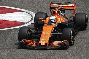 A McLaren leszereli az új hátsó szárnyat