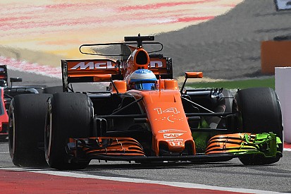 A McLaren 2018-ban egy győztes csomagot adna Alonsónak