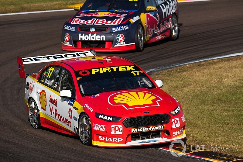 Darwin Supercars: McLaughlin grabs provisional Sunday pole