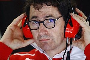Мнение: Бинотто пора уволить – он не способен руководить Ferrari
