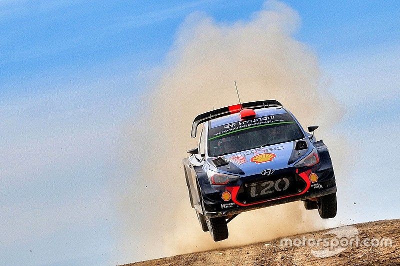 Sardegna, PS17: volano le Hyundai, risposta di Tänak a Latvala