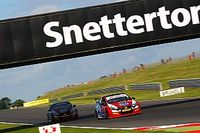 Snetterton BTCC: Eurotech Honda's Goff scores maiden pole