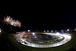 Stewart: Fans should pressure NASCAR for Cup race on dirt
