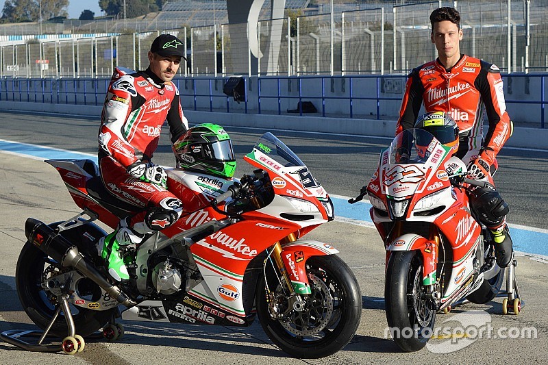 Aprilia launches 2017 World Superbike contender