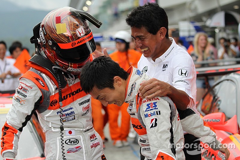 【スーパーGT】ARTA、W優勝達成に鈴木亜久里監督「晴れ晴れした」