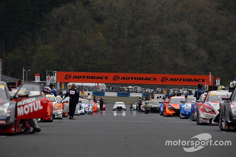 【スーパーGT】2017年スーパーGTエントリーリスト発表。全45台が出走