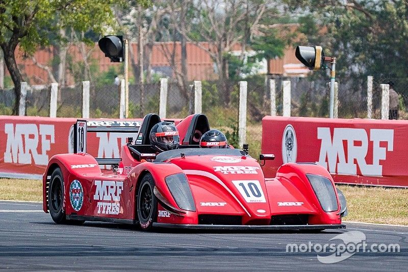 Cricket legend Sachin Tendulkar drives JA Motorsport-built Inde 2.0