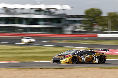 Il Raton Racing a punti nella tappa di Silverstone del BES