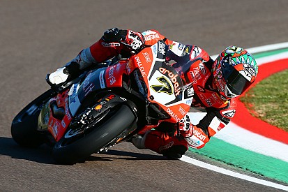 Melandri e Davies cercano l'ennesima doppietta Ducati a Imola