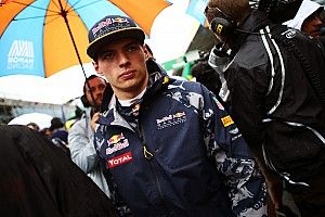 Jos Verstappen: "Max's critics have to remember he's here to race"