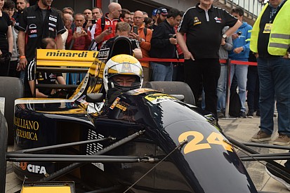 Video Minardi Day: Gian Carlo pronto a guidare la M192 a Imola