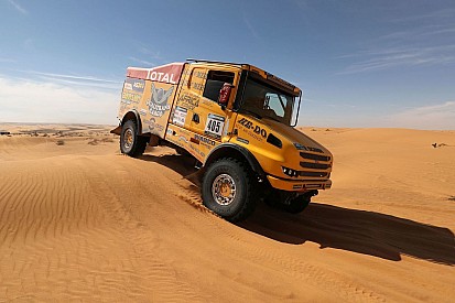 Africa Eco Race: Két gyári Kamaz a magyar Scania mögött