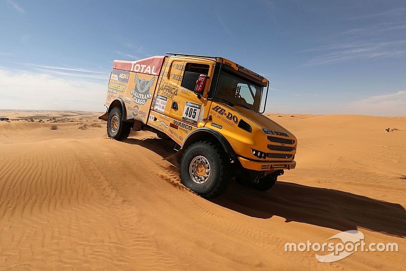 Africa Eco Race: Két gyári Kamaz a magyar Scania mögött
