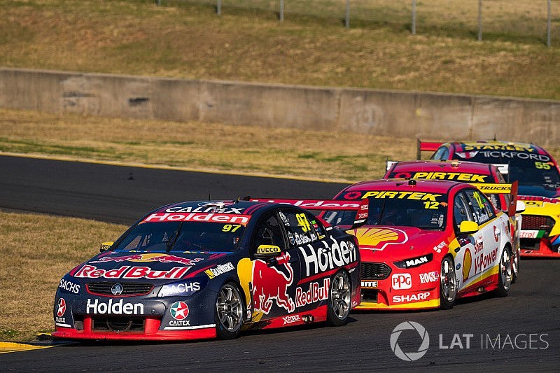 Van Gisbergen holding on to Supercars title defence dream