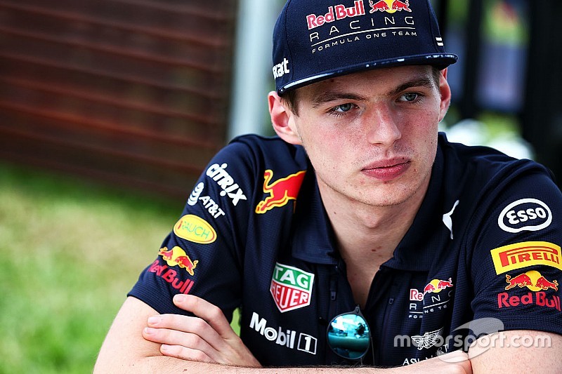 Verstappen zou Formule 1 graag zien terugkeren naar V10-motor