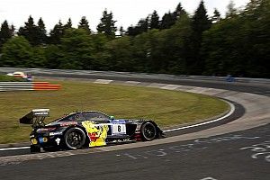 Nurburgring 24h: Four Mercedes out front at half-way point
