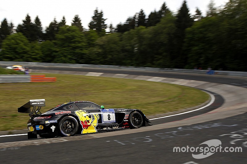Nurburgring 24h: Four Mercedes out front at half-way point