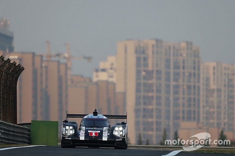 دبليو إي سي: بورشه تنجو من تجاوز حدود المسار لتحرز قطب الانطلاق الأول في شنغهاي