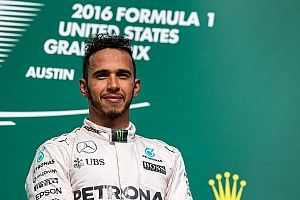 Hamilton: "The moment you give up, you're doomed"