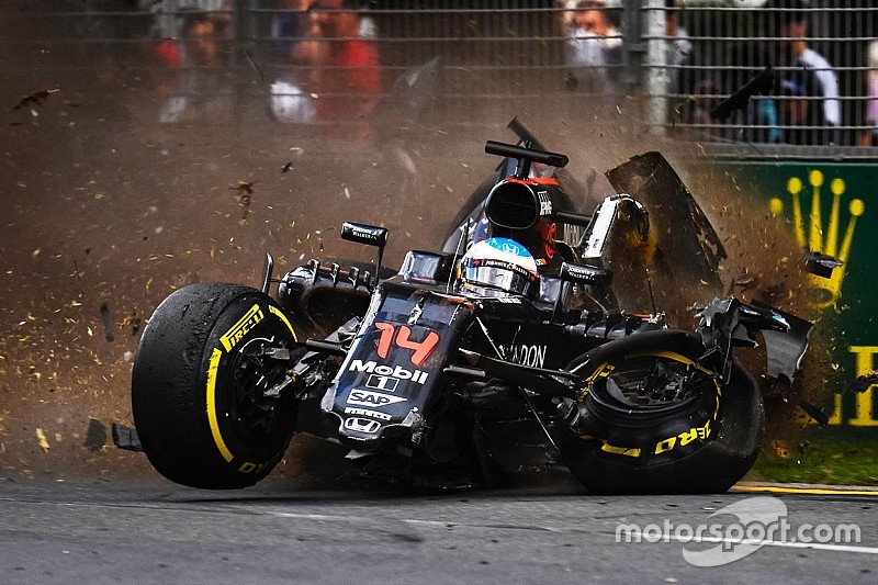McLaren Honda: Race and accident report from the Australian GP