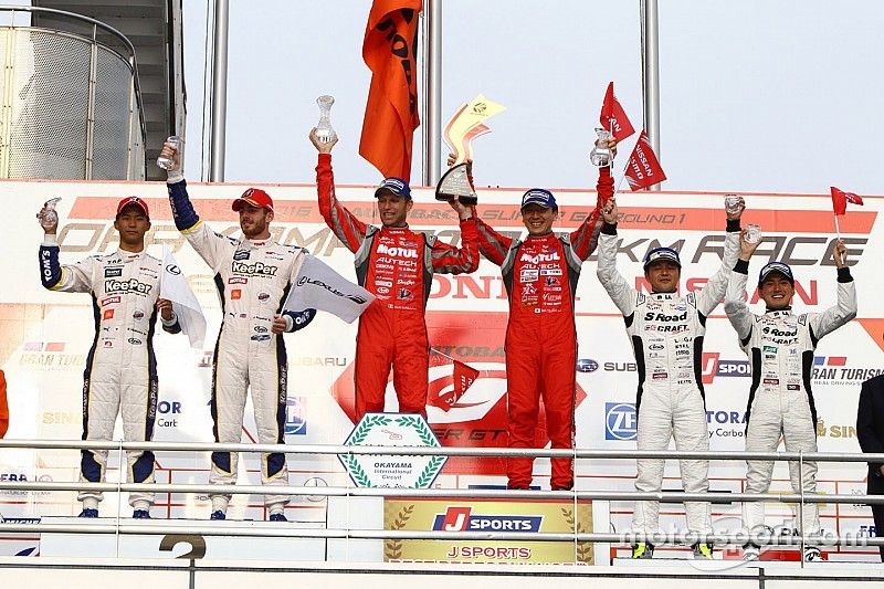 Podium GT500: winners Tsugio Matsuda, Ronnie Quintarelli, second place James Rossiter, Ryo Hirakawa, third place Satoshi Motoyama, Katsumasa Chiyo