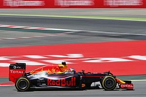 Horner admits Red Bull engine choice "limited" for 2017