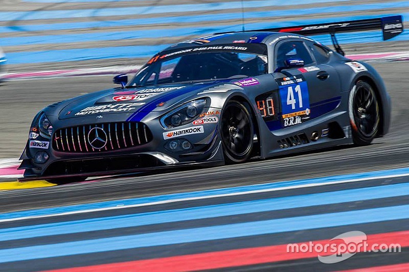 HTP Motorsport Mercedes leads after eventful starting period