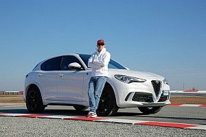 Egy közúti autót is piacra dobhat az Alfa Romeo és a Sauber