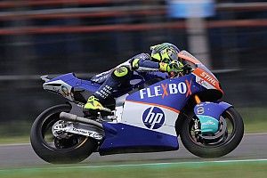 Moto2, Barcellona: Augusto Fernandez artiglia la prima pole in carriera