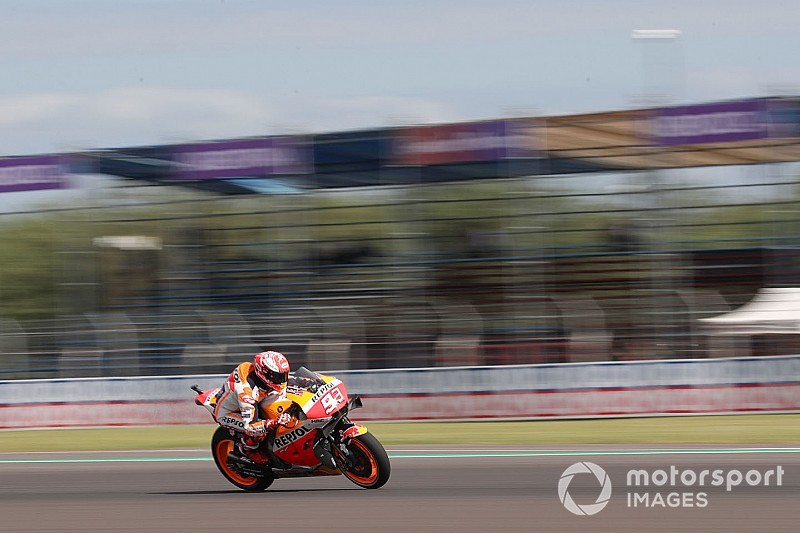 MotoGP Argentinien FT1: Marquez dominiert, Rossi fehlt eine Sekunde
