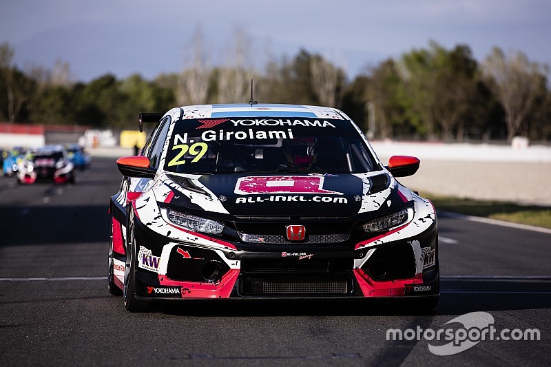 Girolami duplázott a Hungaroringen, Tassi a 8. helyen végzett, Michelisz kiállt
