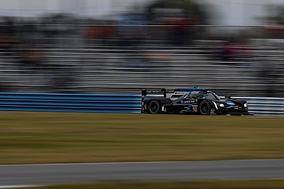 Nouveau drapeau rouge à Daytona, où Alonso mène la danse